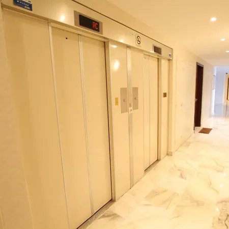 Les Residences Fleuries Apartament *