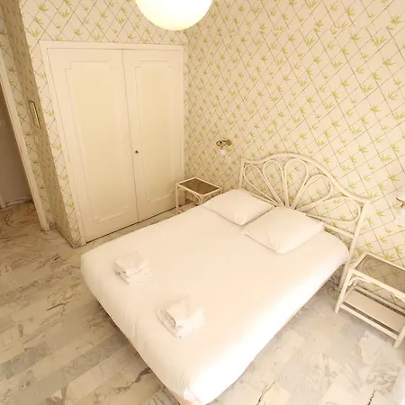 Les Residences Fleuries Apartament *